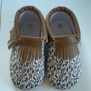 NWOT Baby Moccasins 🤍